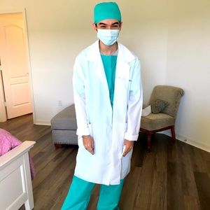 Surgeon/doctor Halloween costume
